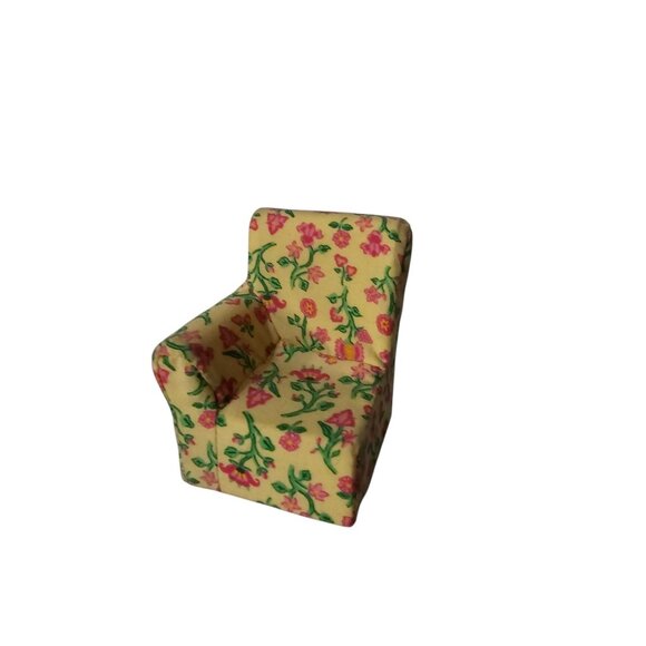 Loving Family Dollhouse One Armed Sofa Corner Chair Yellow Floral Couch Cover - Picture 1 of 3